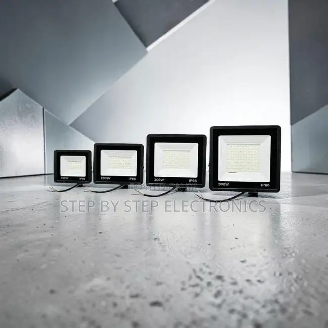 Precision-Engineered 200W,100W,50W,30W AC Electric LED Flood Light