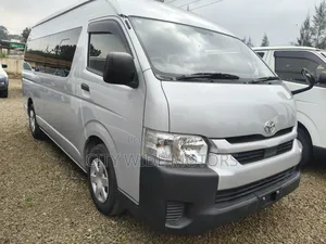 Toyota HiAce 2019 Silver