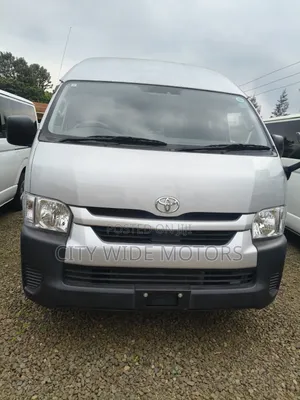 Toyota HiAce 2019 Silver