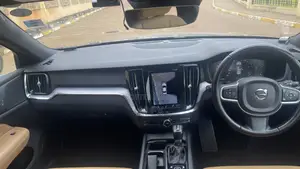 Volvo S60 T4 Momentum 2019 Beige