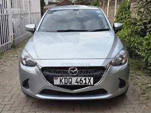 Mazda Demio 2017 Silver