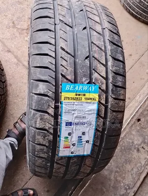 275/35 R 22 Bearway Tyres