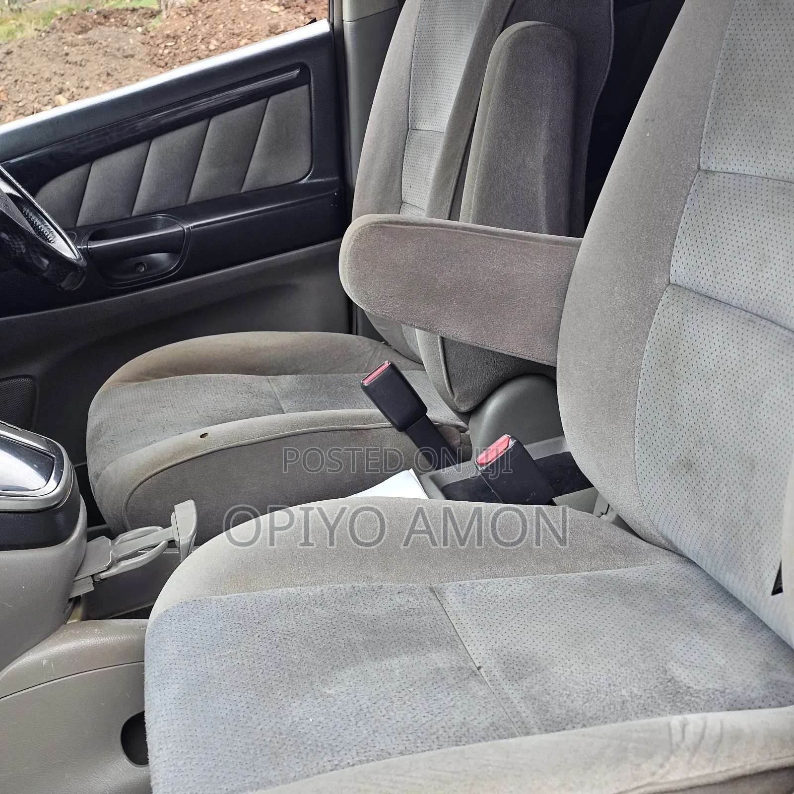 Toyota Alphard 2005 Silver