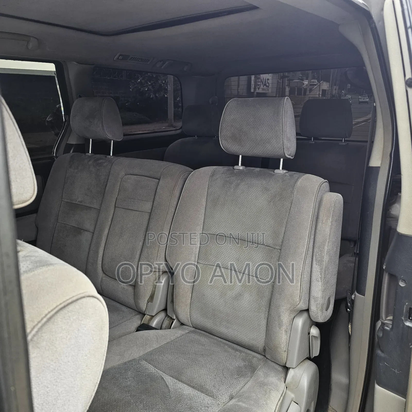 Toyota Alphard 2005 Silver