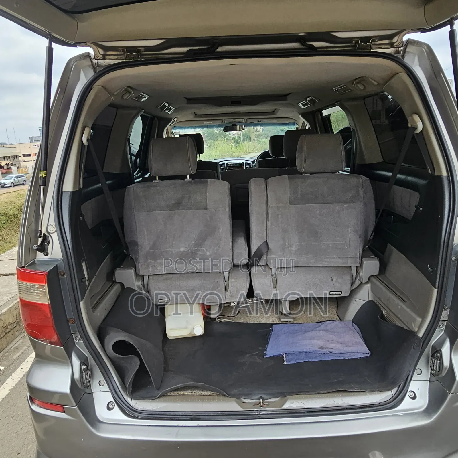 Toyota Alphard 2005 Silver