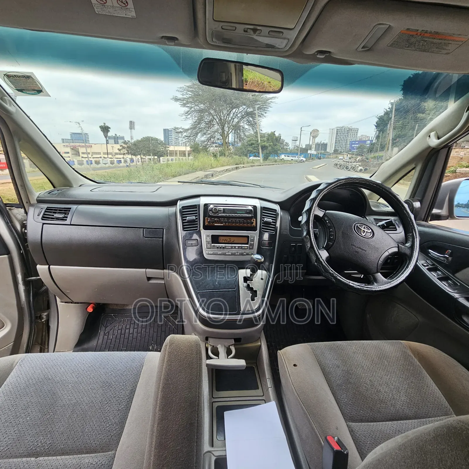 Toyota Alphard 2005 Silver