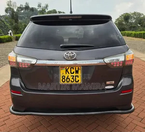 Toyota Wish 2013 Gray