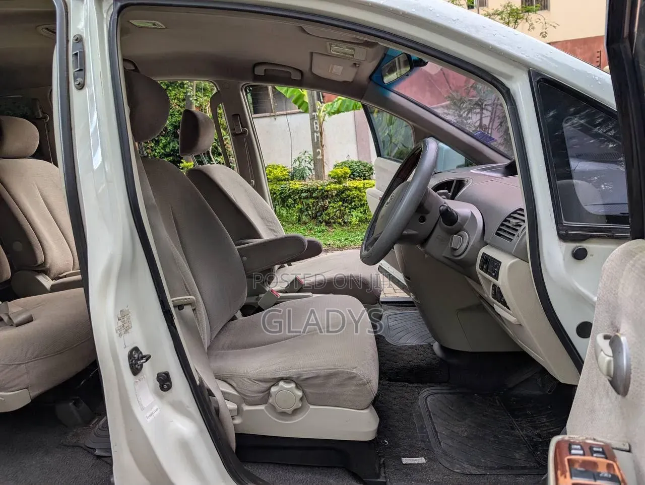 Nissan Presage 2006 White