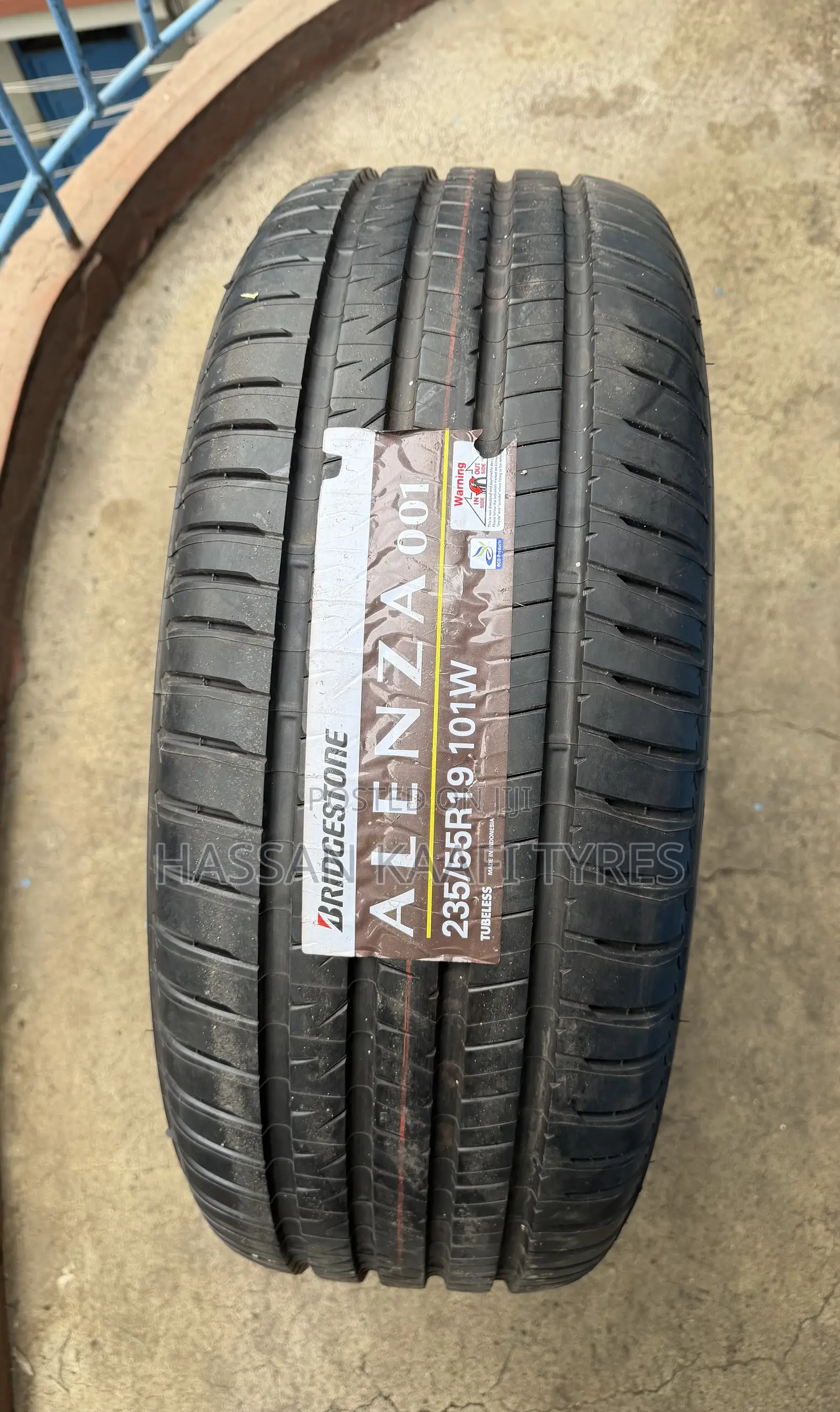 235/55r19 Brigstone Tyre