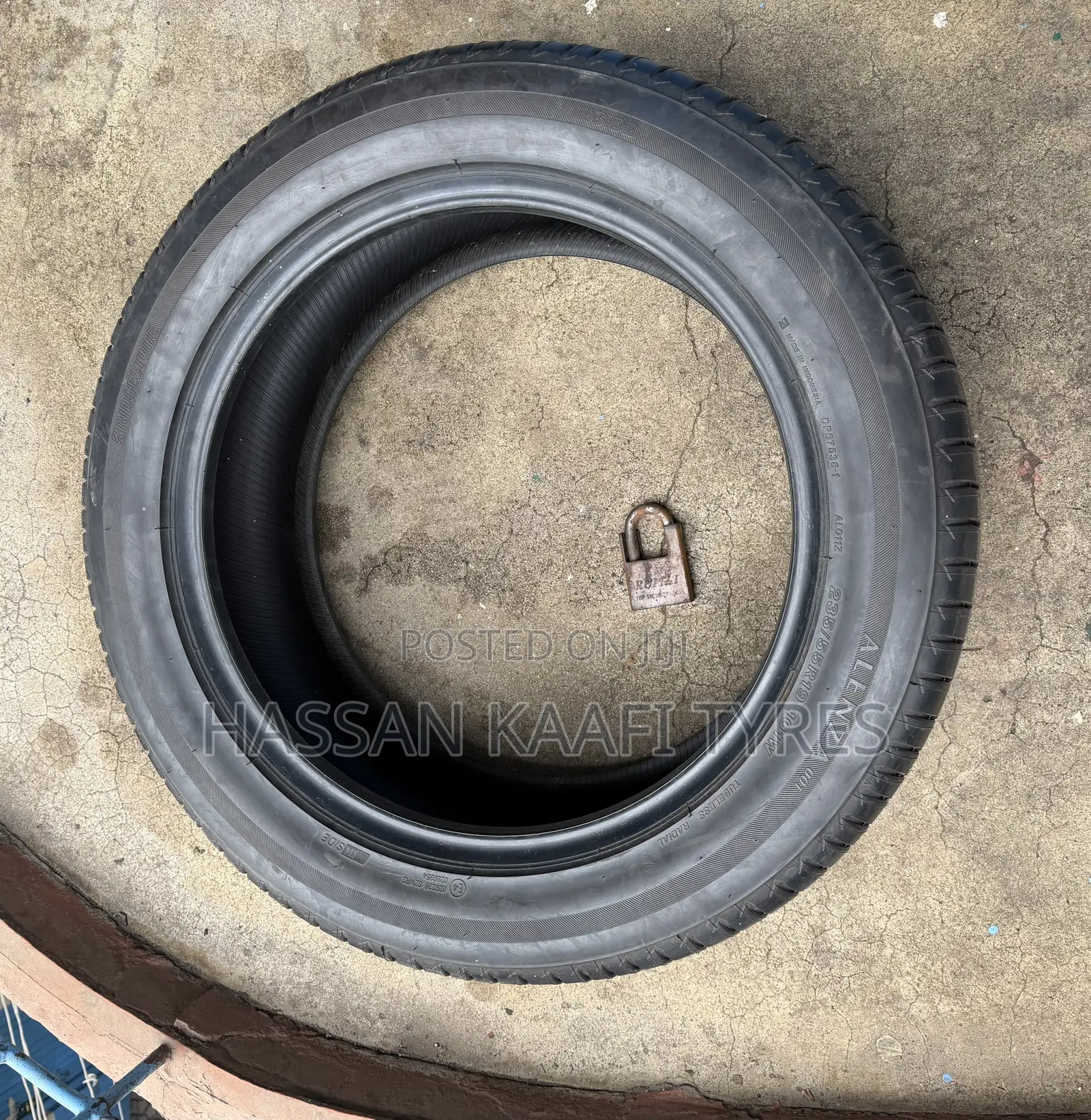 235/55r19 Brigstone Tyre