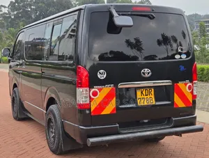 Toyota HiAce 2018 Black