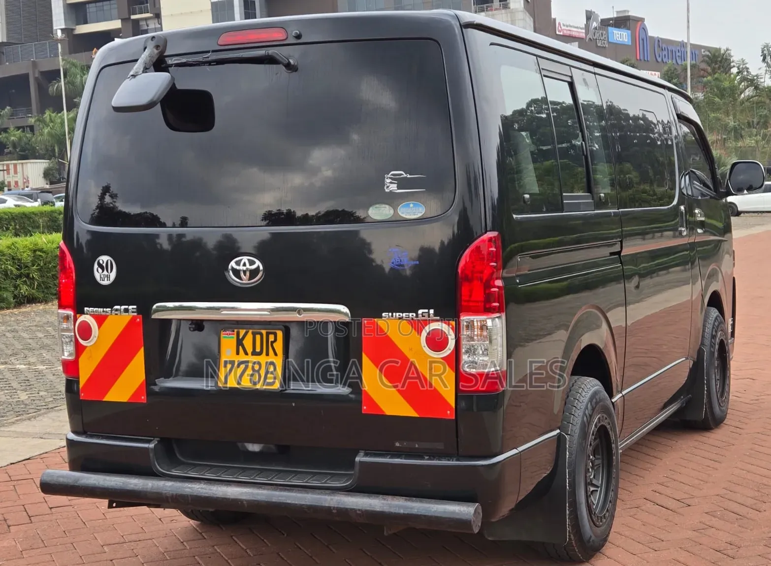 Toyota HiAce 2018 Black