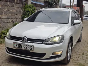 Volkswagen Golf Variant 2016 White