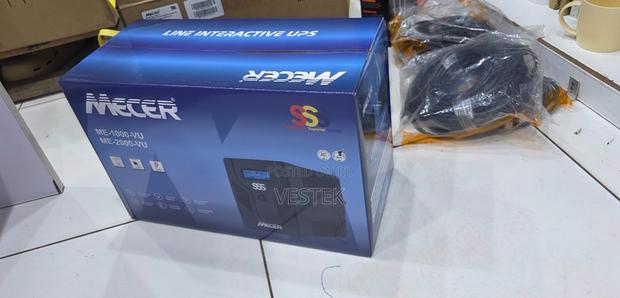 Mecer 2000VA UPS 1200W Backup Power Supply - main view