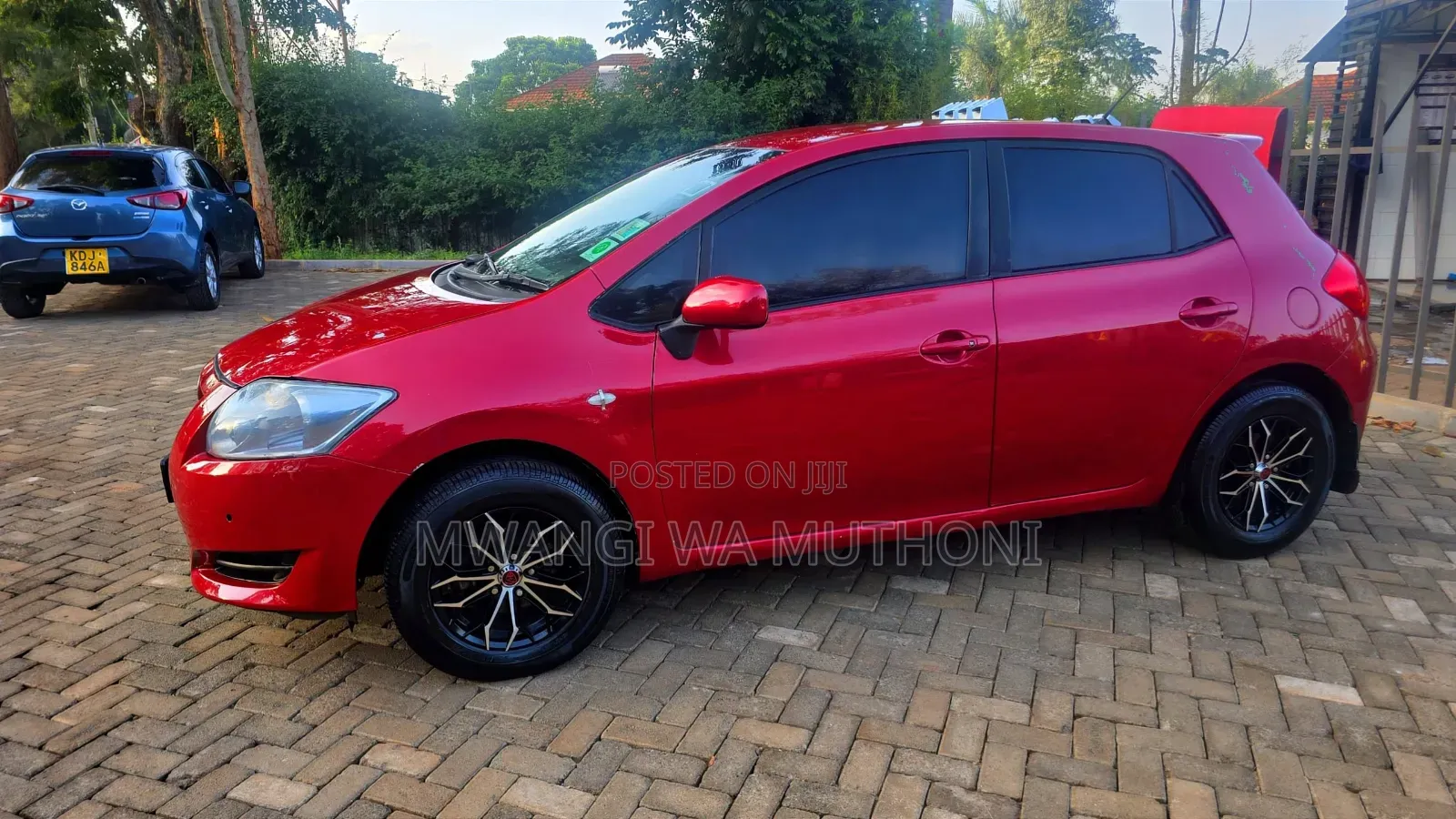 Toyota Auris 2007 Red