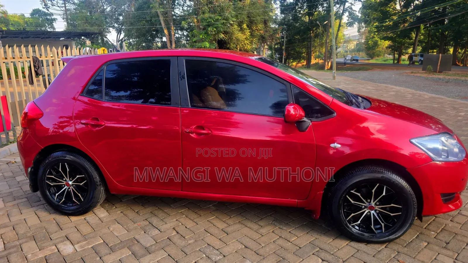 Toyota Auris 2007 Red