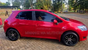 Toyota Auris 2007 Red