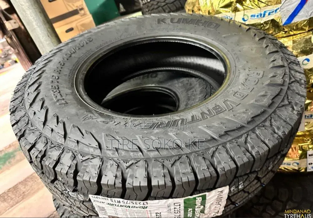 265/65r17 Kumho Road Venture A.T52