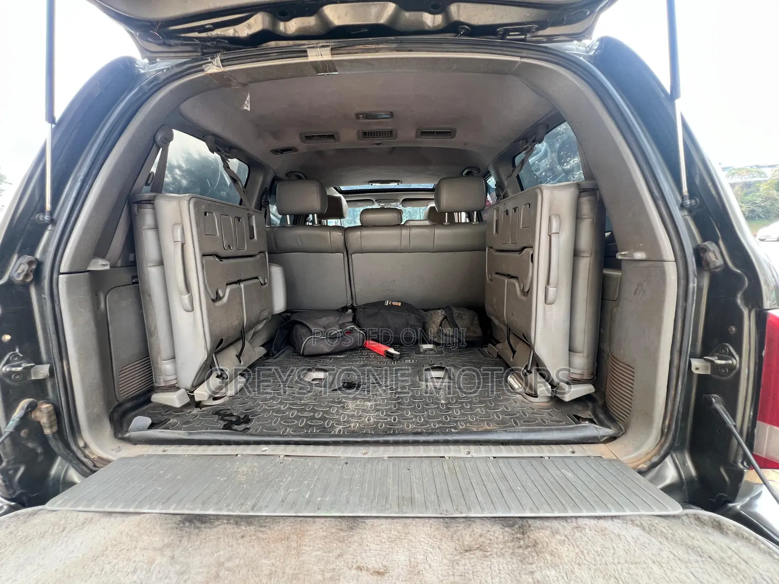 Toyota Land Cruiser 100 4.2 2006 Green