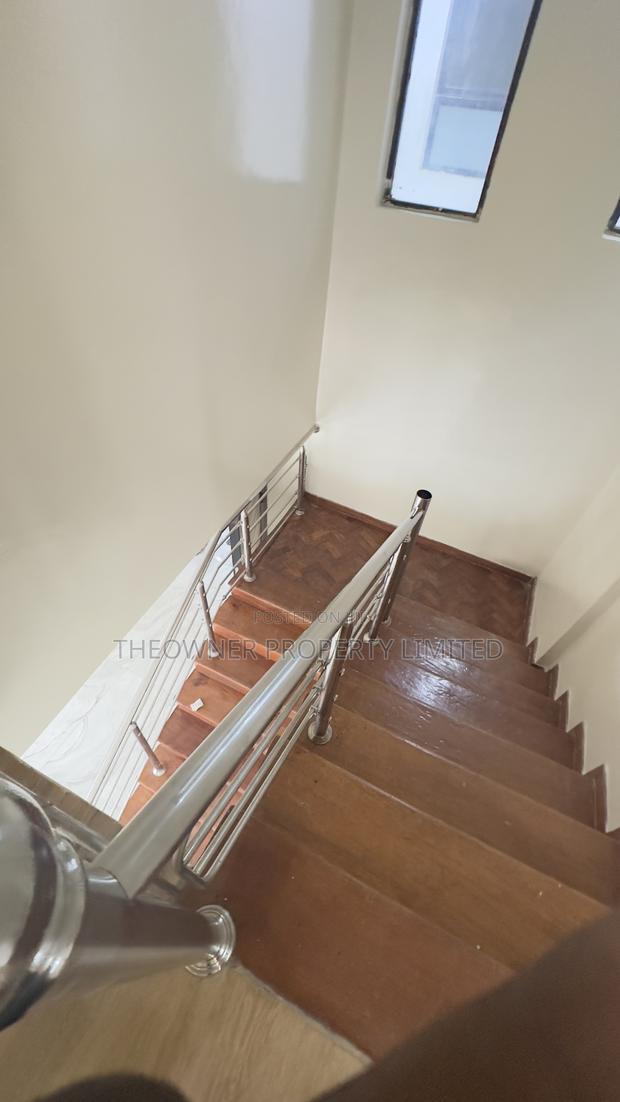 4bdrm Duplex in Parklands for rent - thumbnail 2