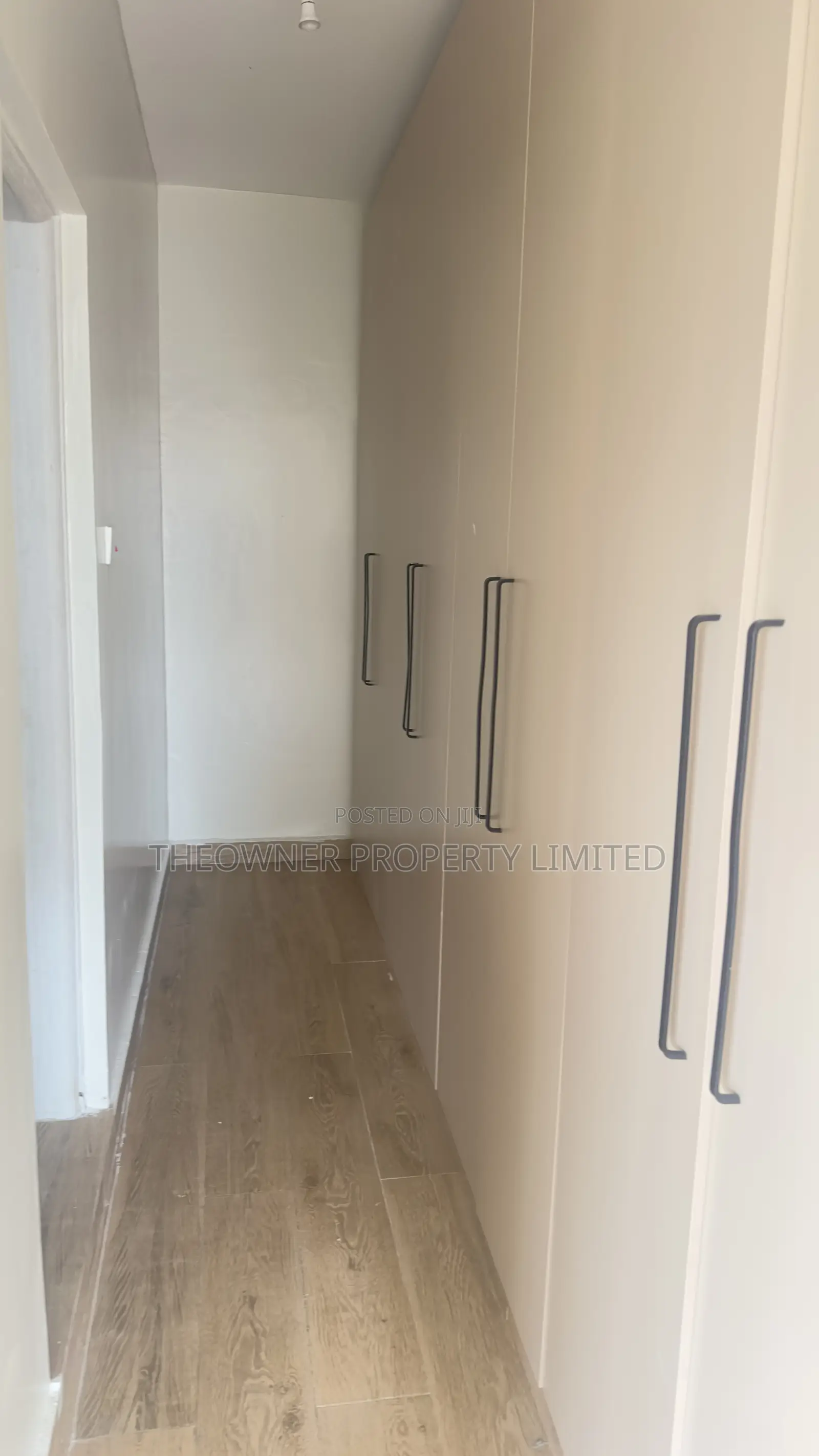 4bdrm Duplex in Parklands for rent
