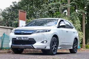 Toyota Harrier 2017 White