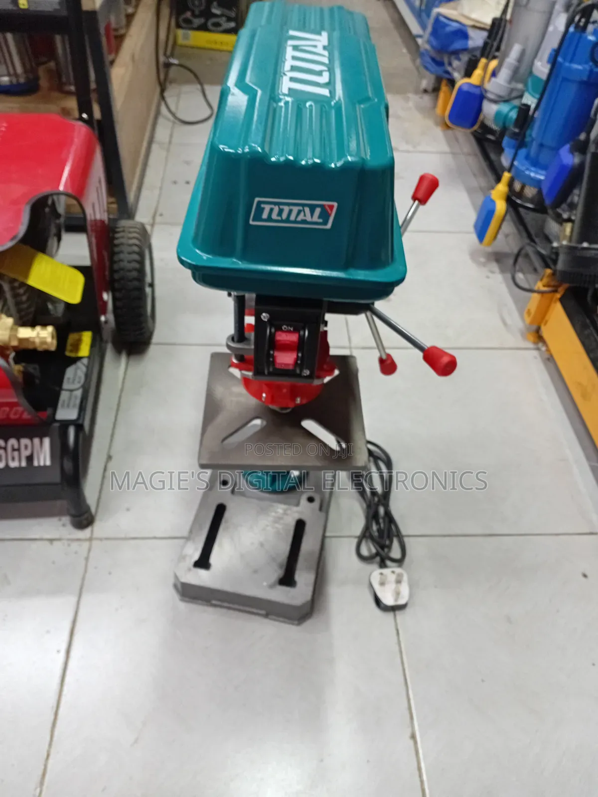 Top Resilient 13mm 350w Total Drill Press