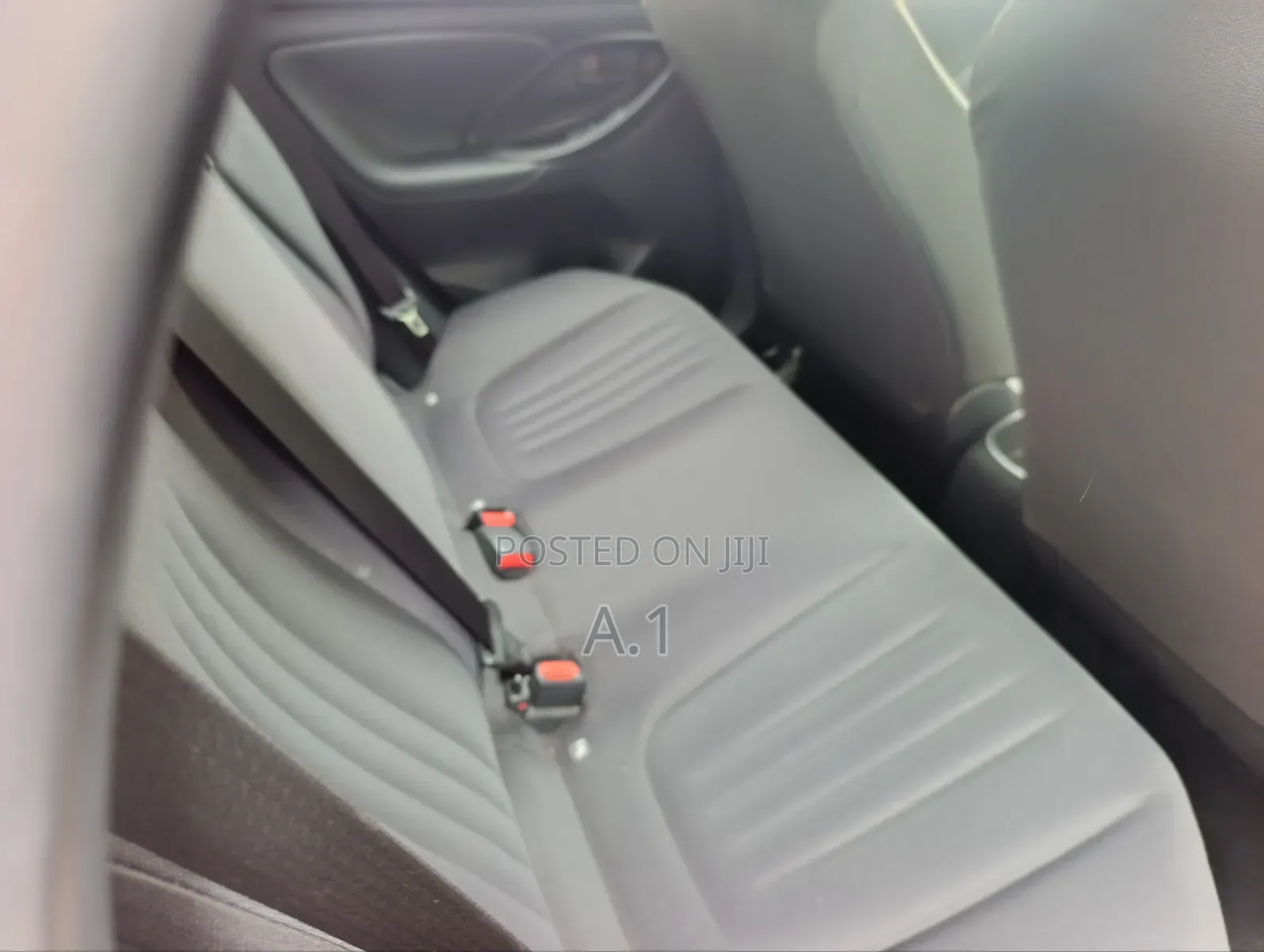 Toyota Yaris 2020 Maroon