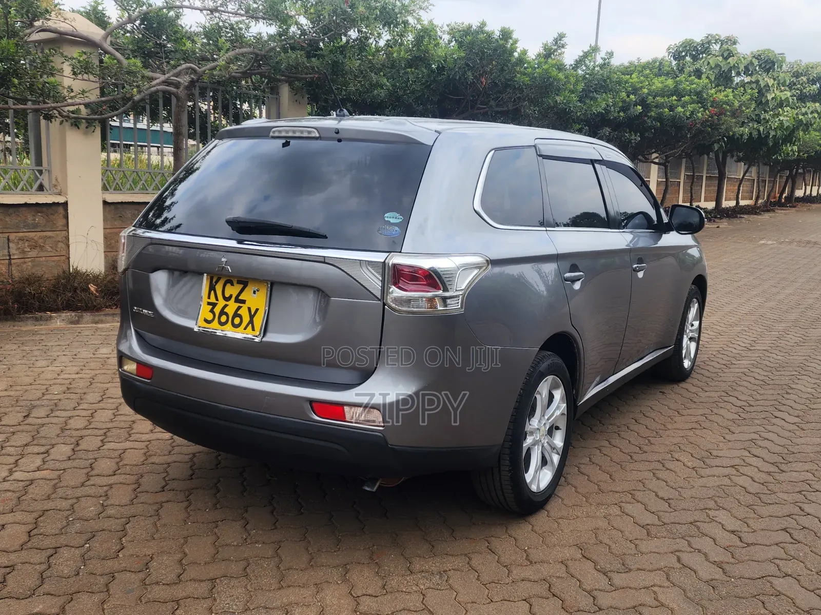 Mitsubishi Outlander 2013 Gray