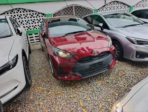Toyota Yaris 2020 Maroon
