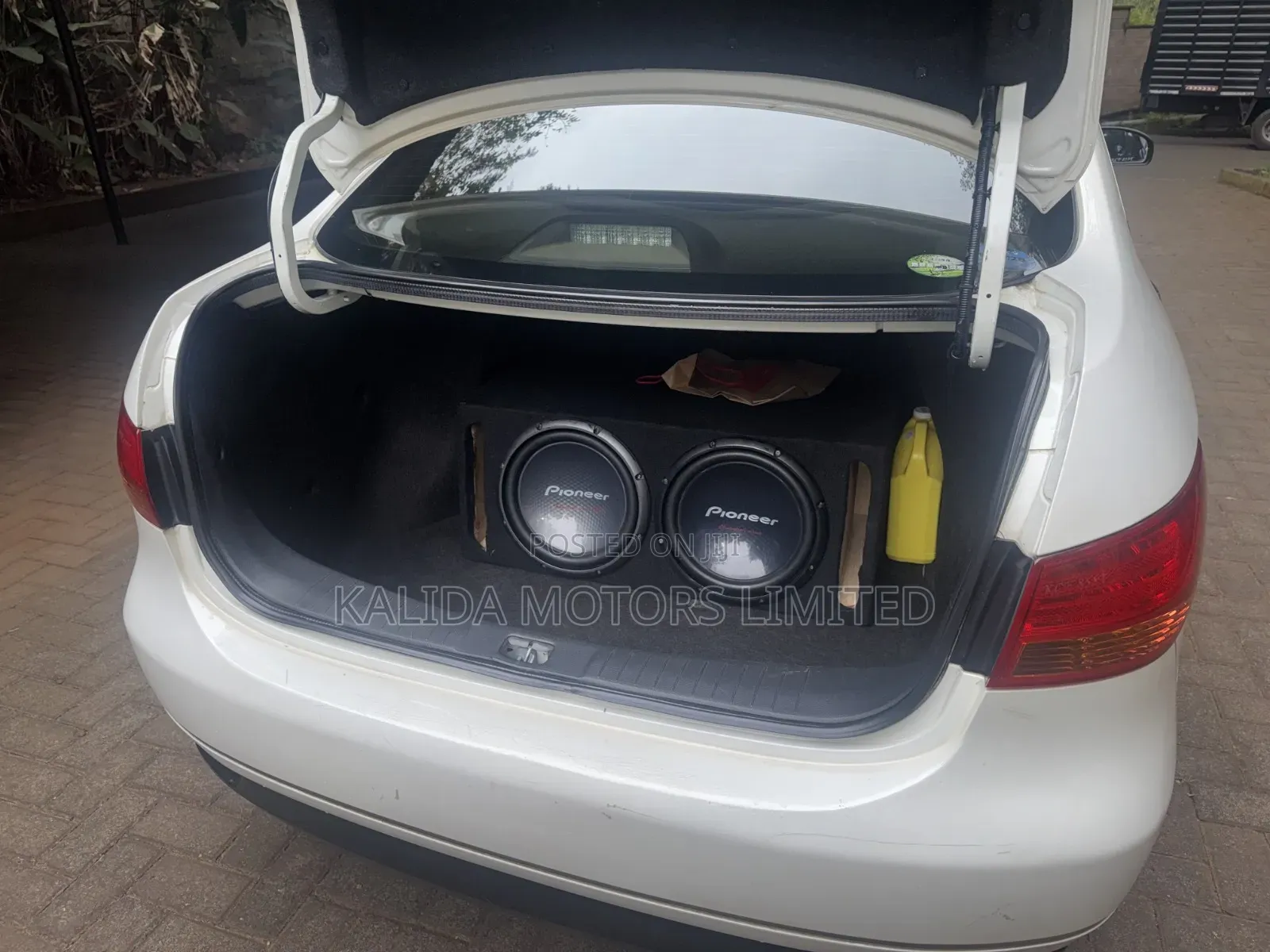 Nissan Bluebird 2008 Silver