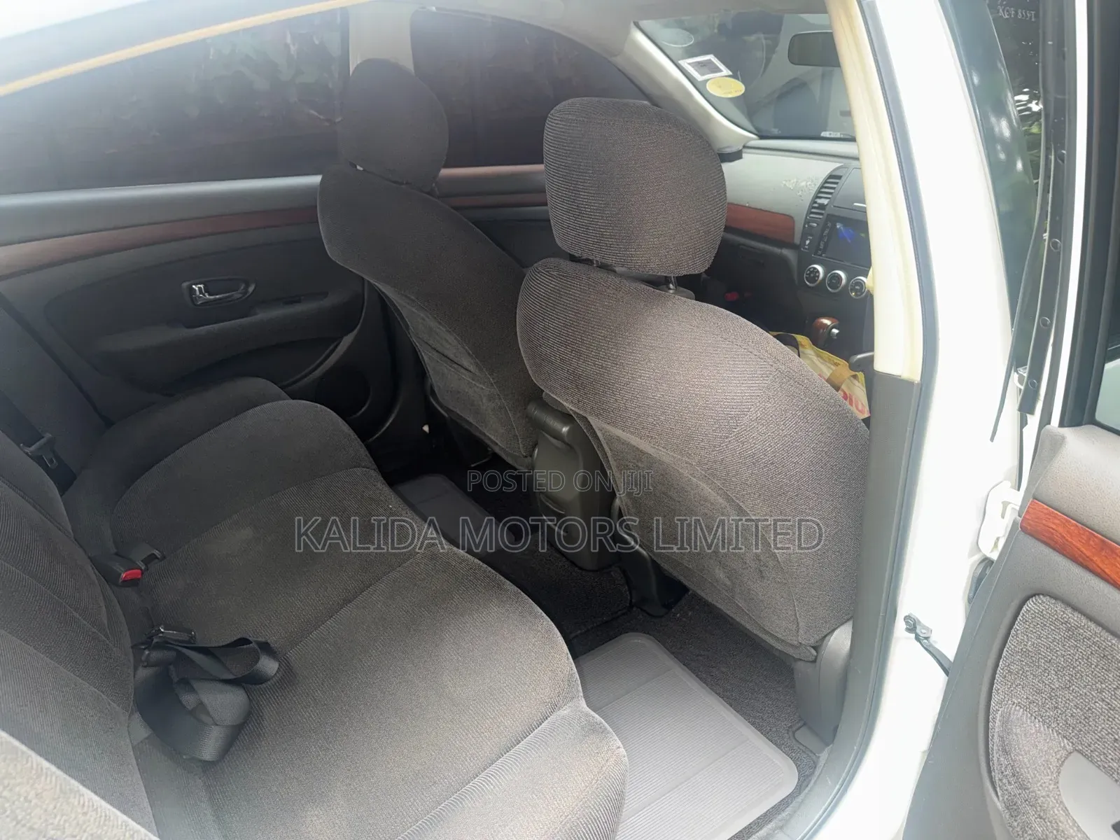 Nissan Bluebird 2008 Silver