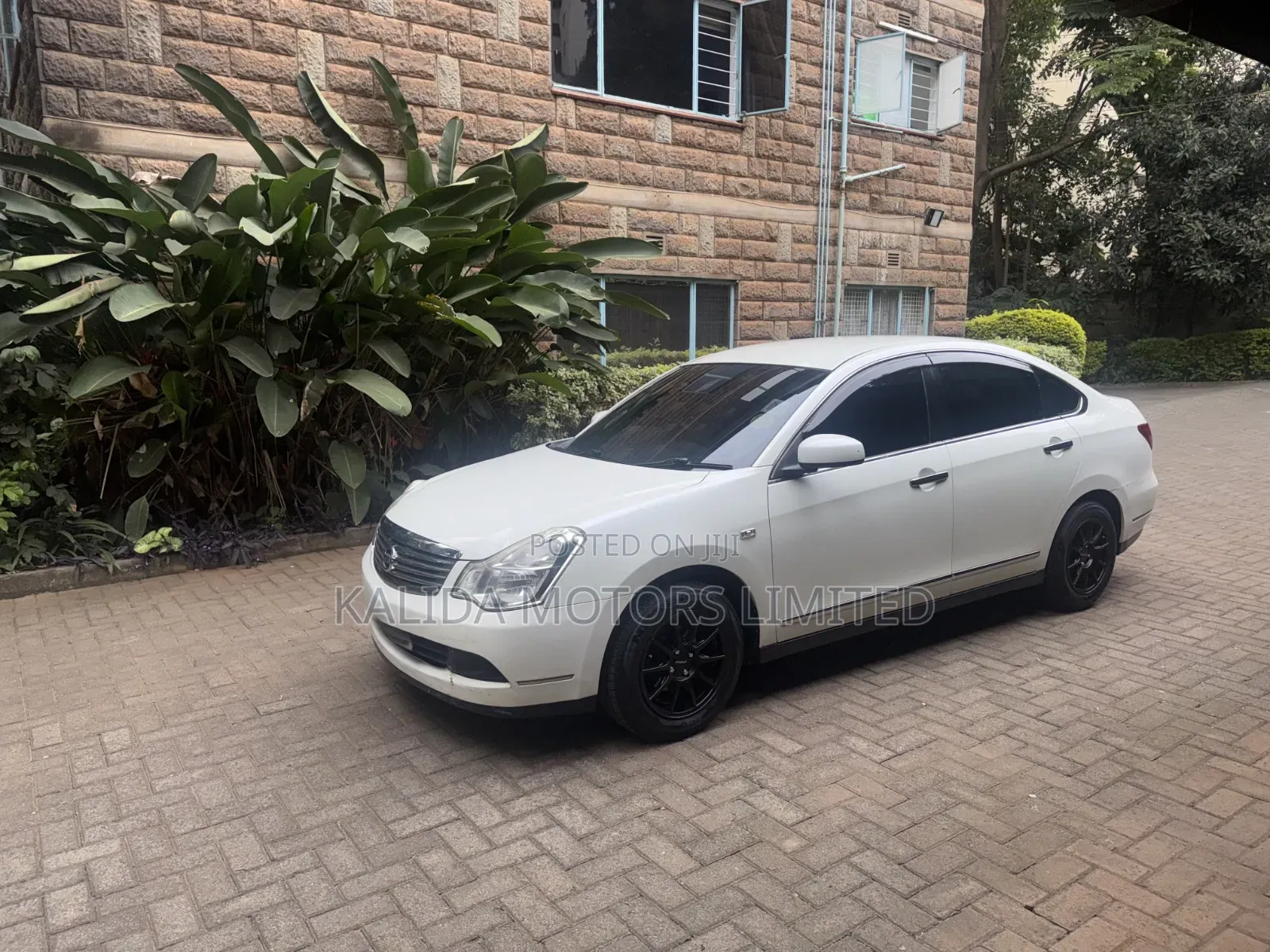 Nissan Bluebird 2008 Silver