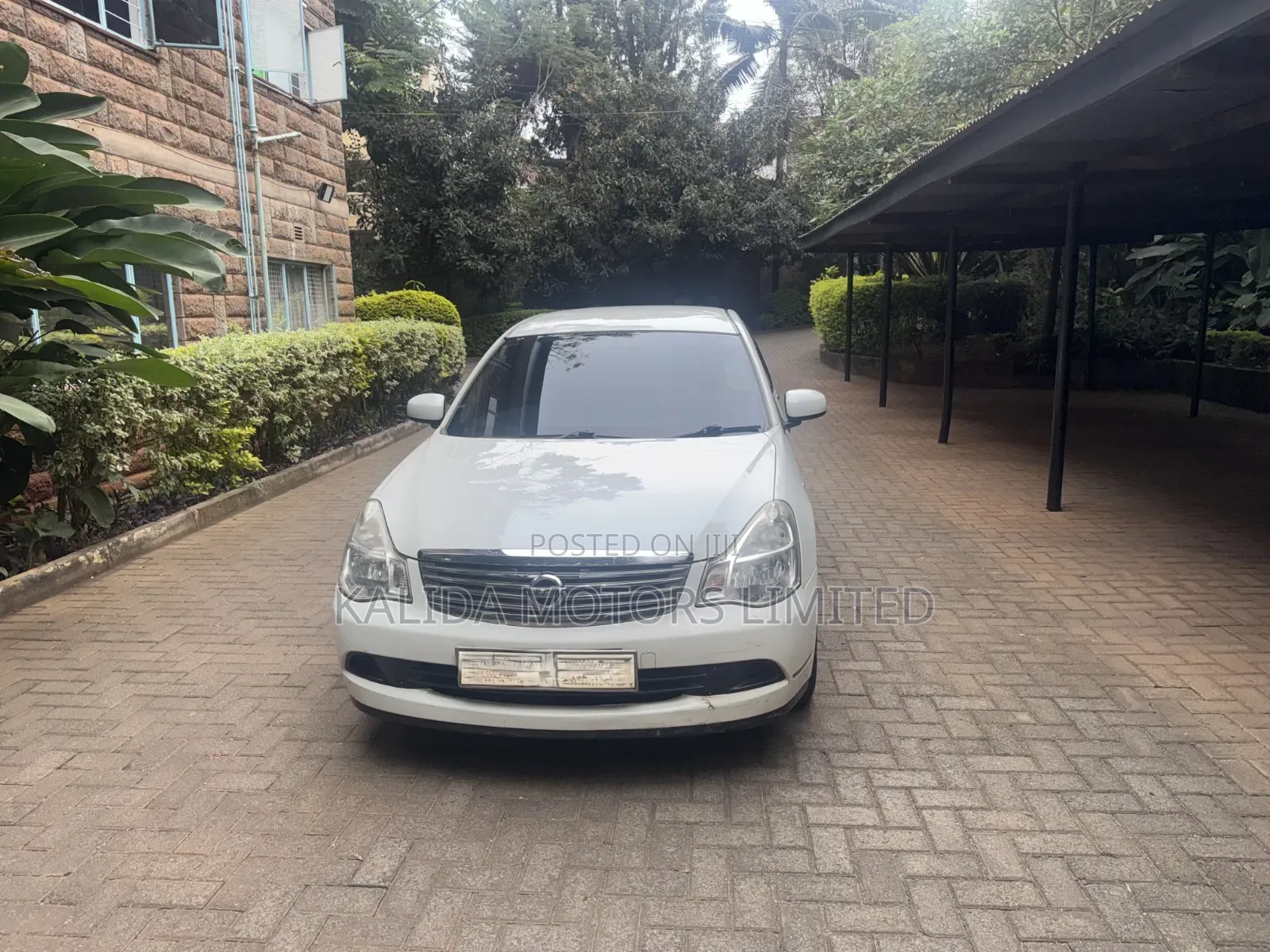 Nissan Bluebird 2008 Silver