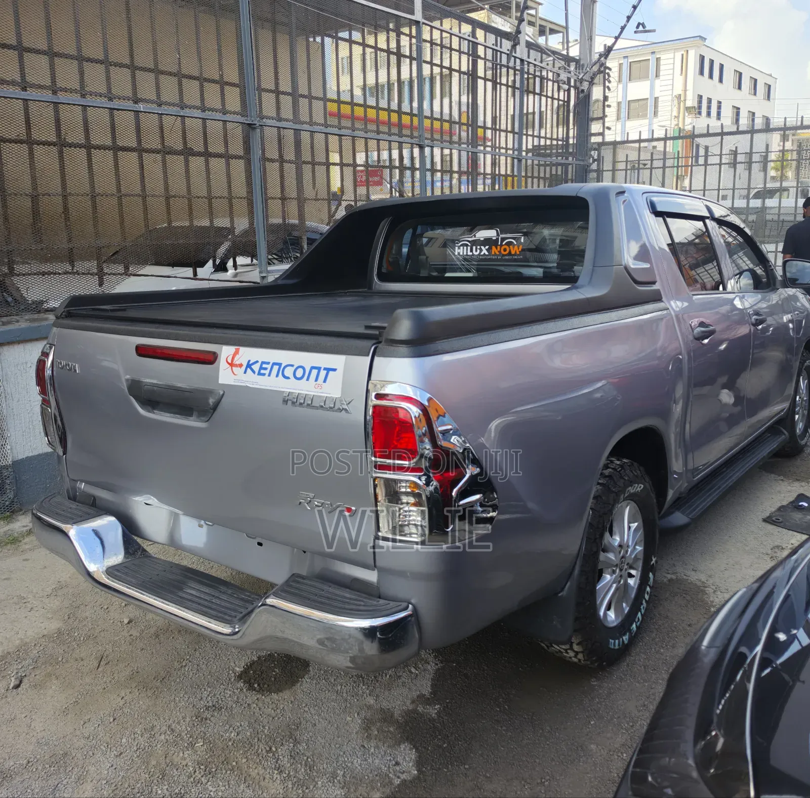 Toyota Hilux 2020 Silver