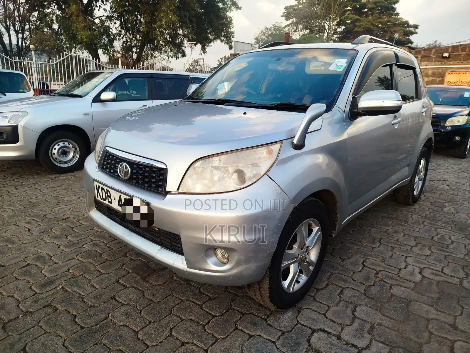 Toyota Rush 2014 Silver