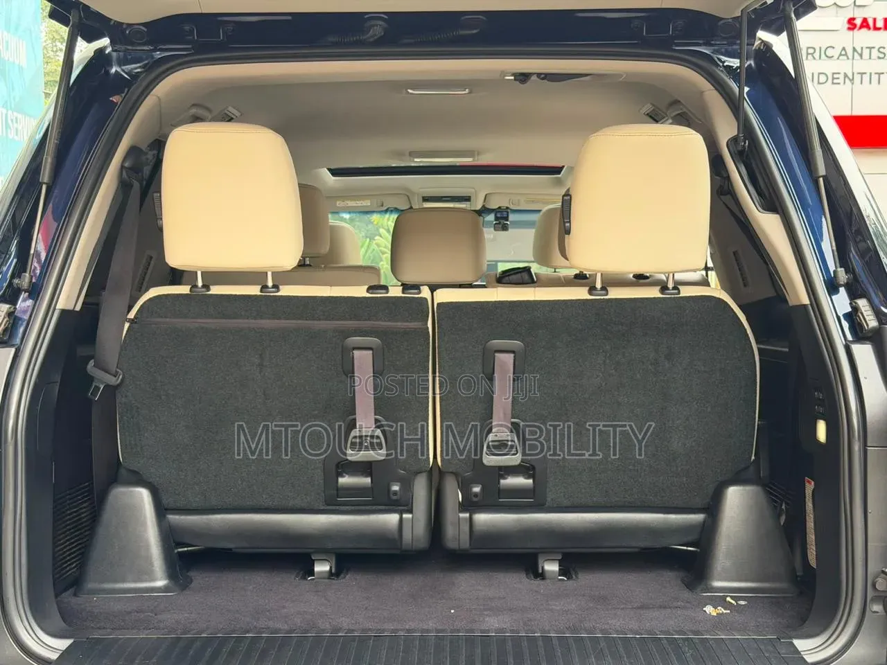 Lexus LX 2016 Blue