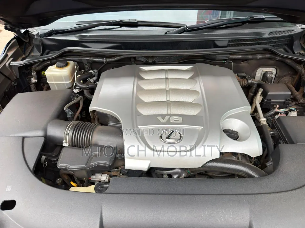 Lexus LX 2016 Blue