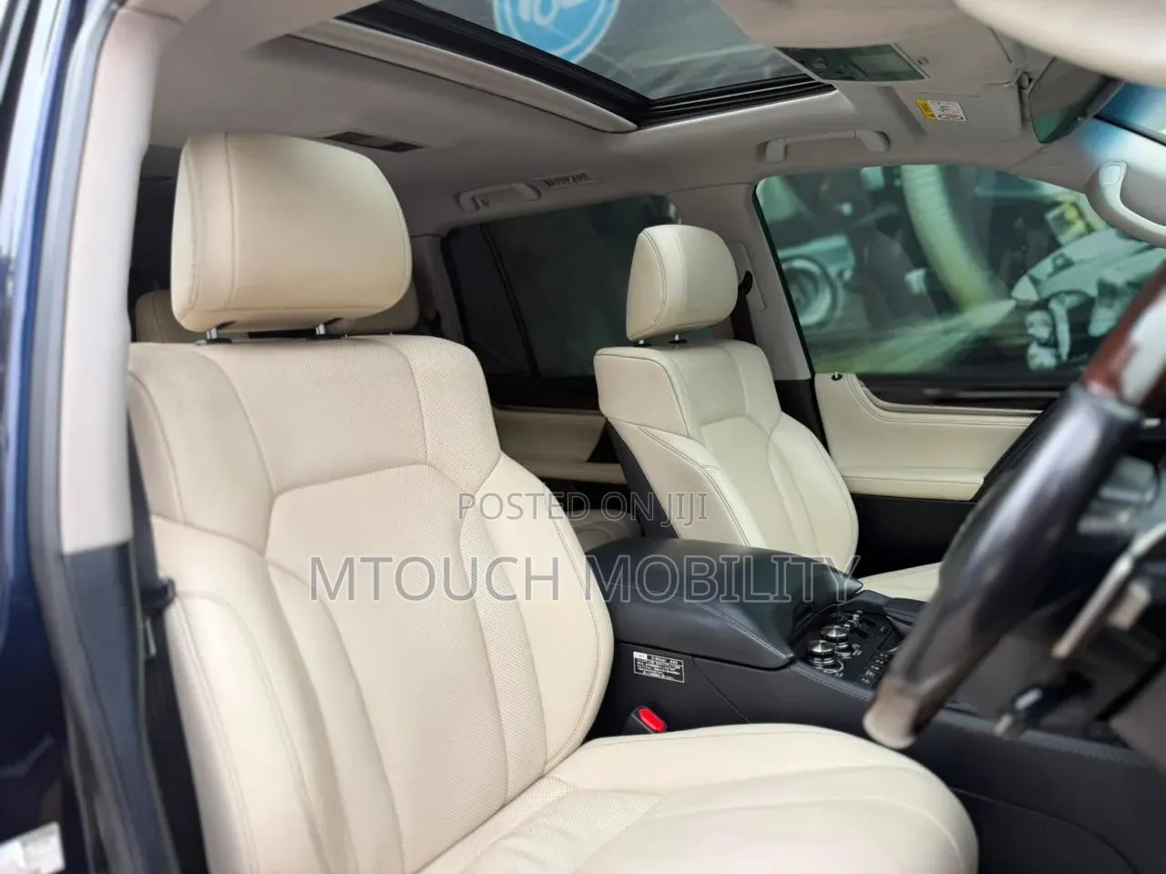 Lexus LX 2016 Blue