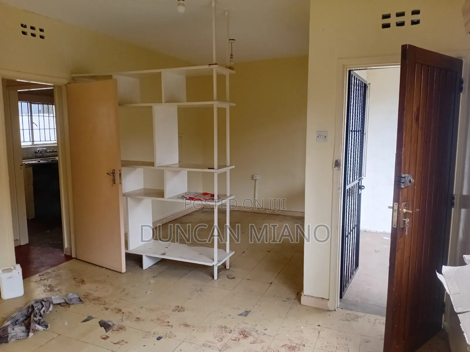 3bdrm Mansion in Nairobi West for rent