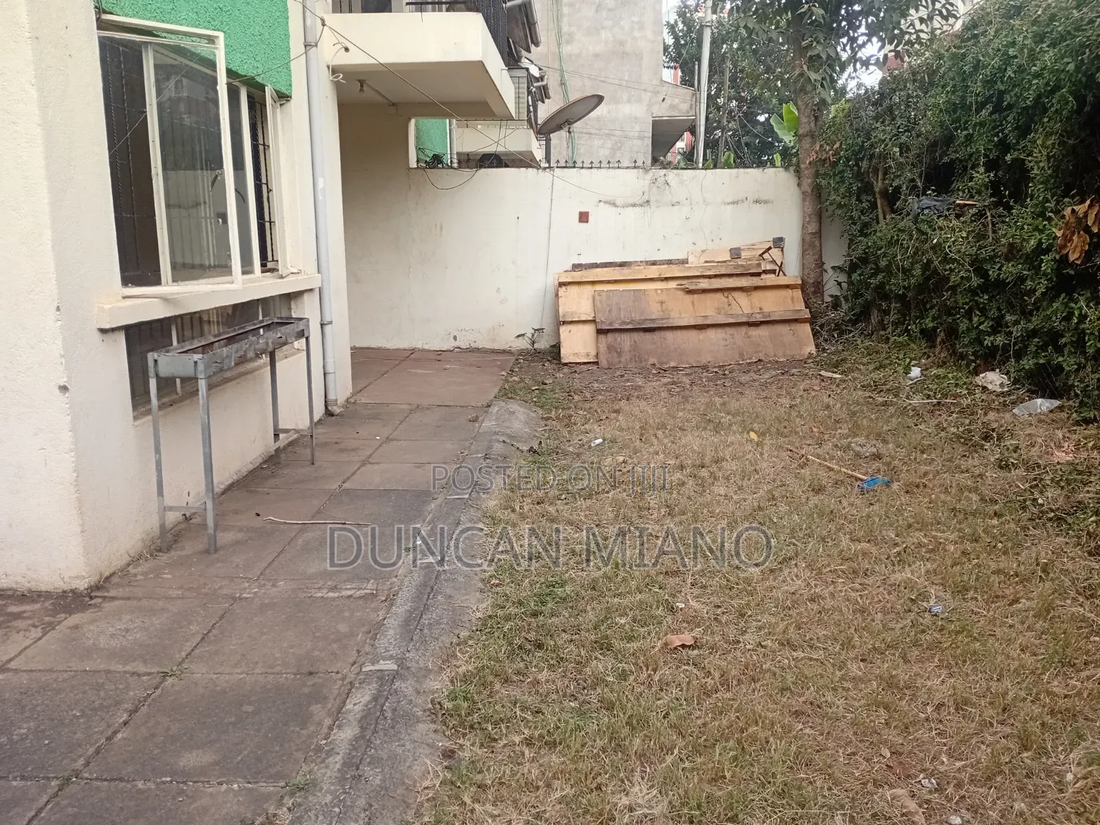 3bdrm Mansion in Nairobi West for rent