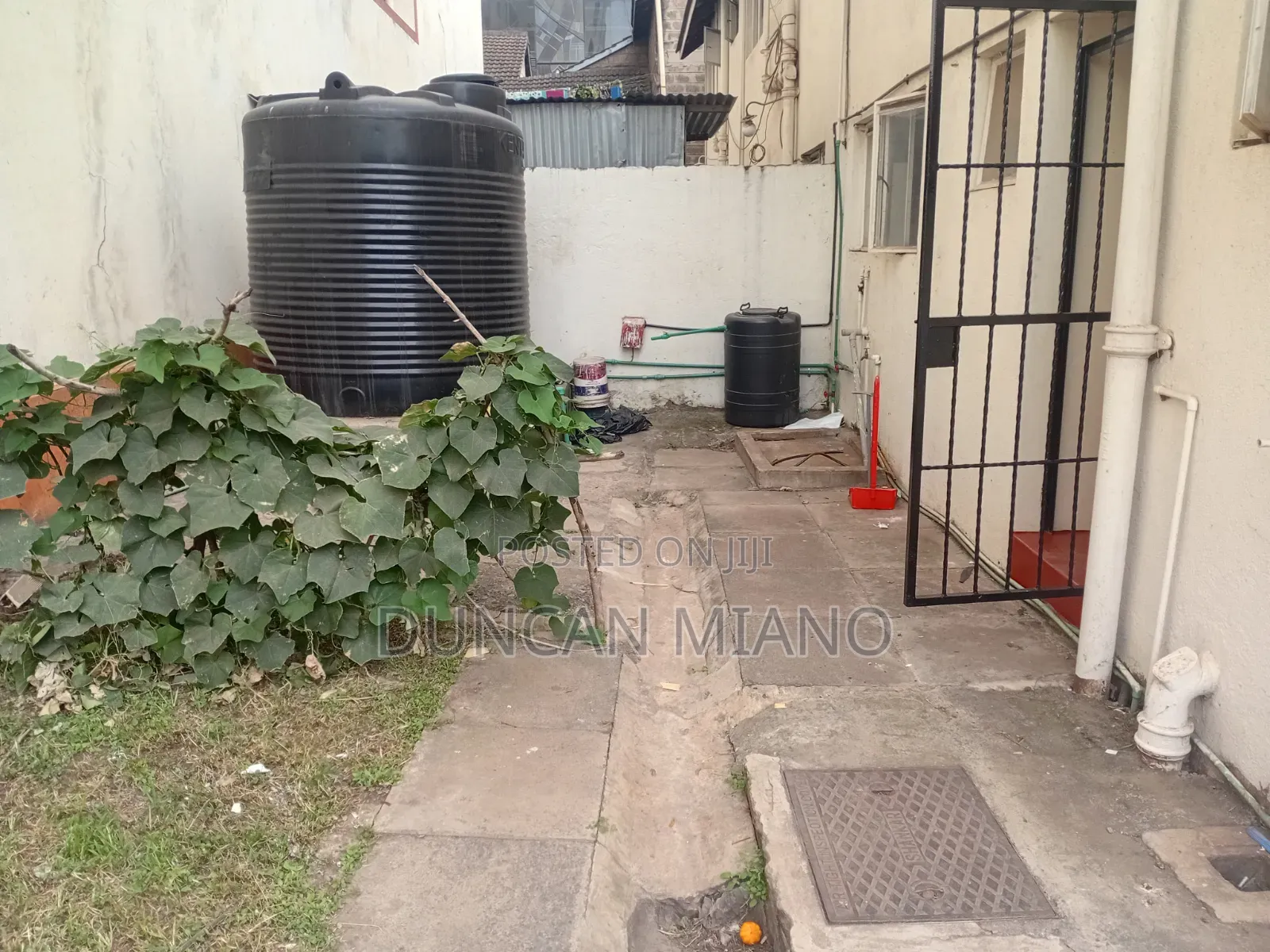 3bdrm Mansion in Nairobi West for rent