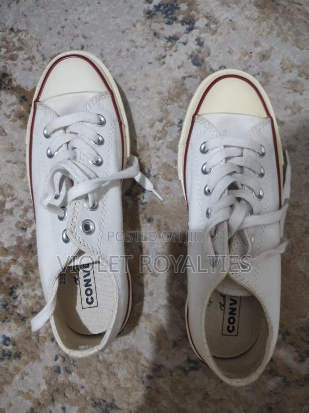 Original White Converse Chuck Taylor Low Tops - Size 4.5 - thumbnail 2