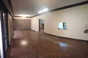 5bdrm Townhouse / Terrace in Parklands for rent
