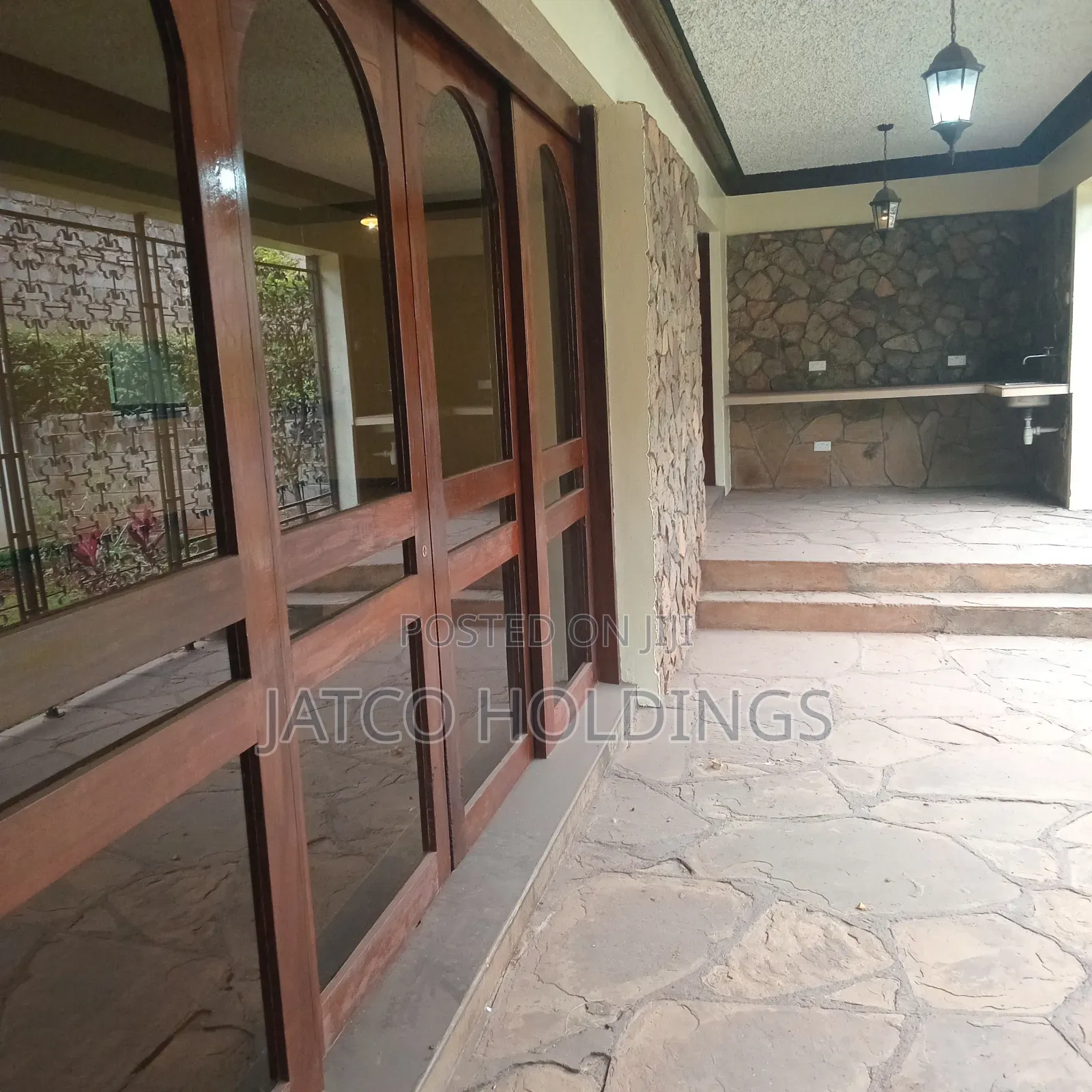 5bdrm Townhouse / Terrace in Parklands for rent