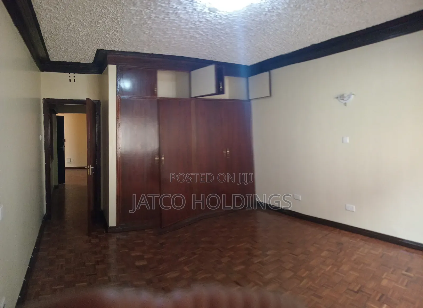 5bdrm Townhouse / Terrace in Parklands for rent