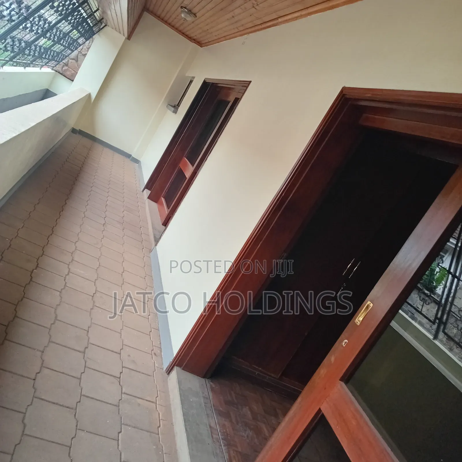 5bdrm Townhouse / Terrace in Parklands for rent