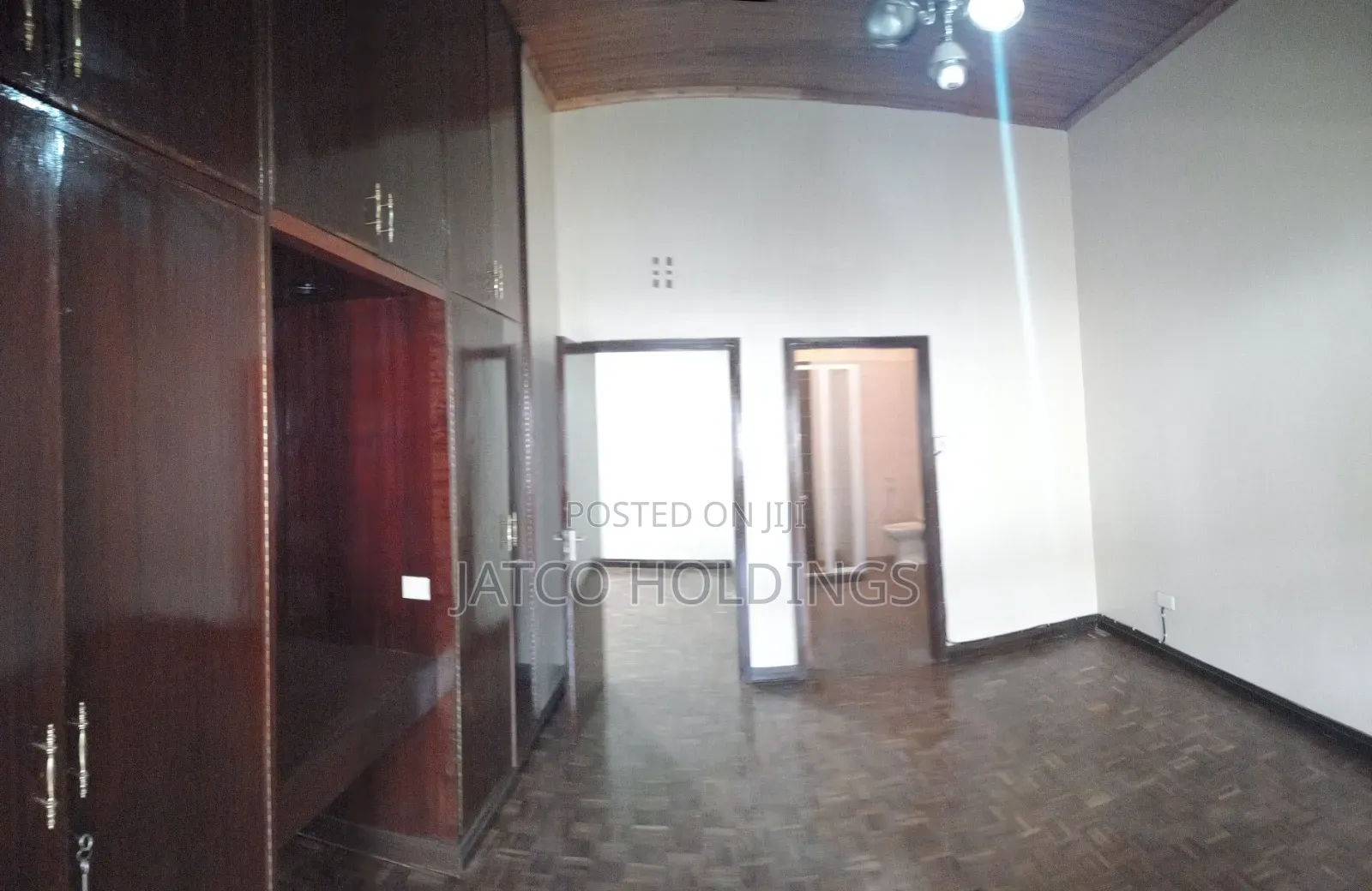 5bdrm Townhouse / Terrace in Parklands for rent