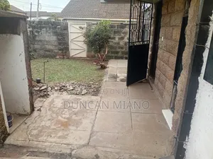 3bdrm House in Ngumo Estate, Nairobi Central for rent