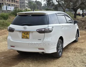 Toyota Wish 2014 White